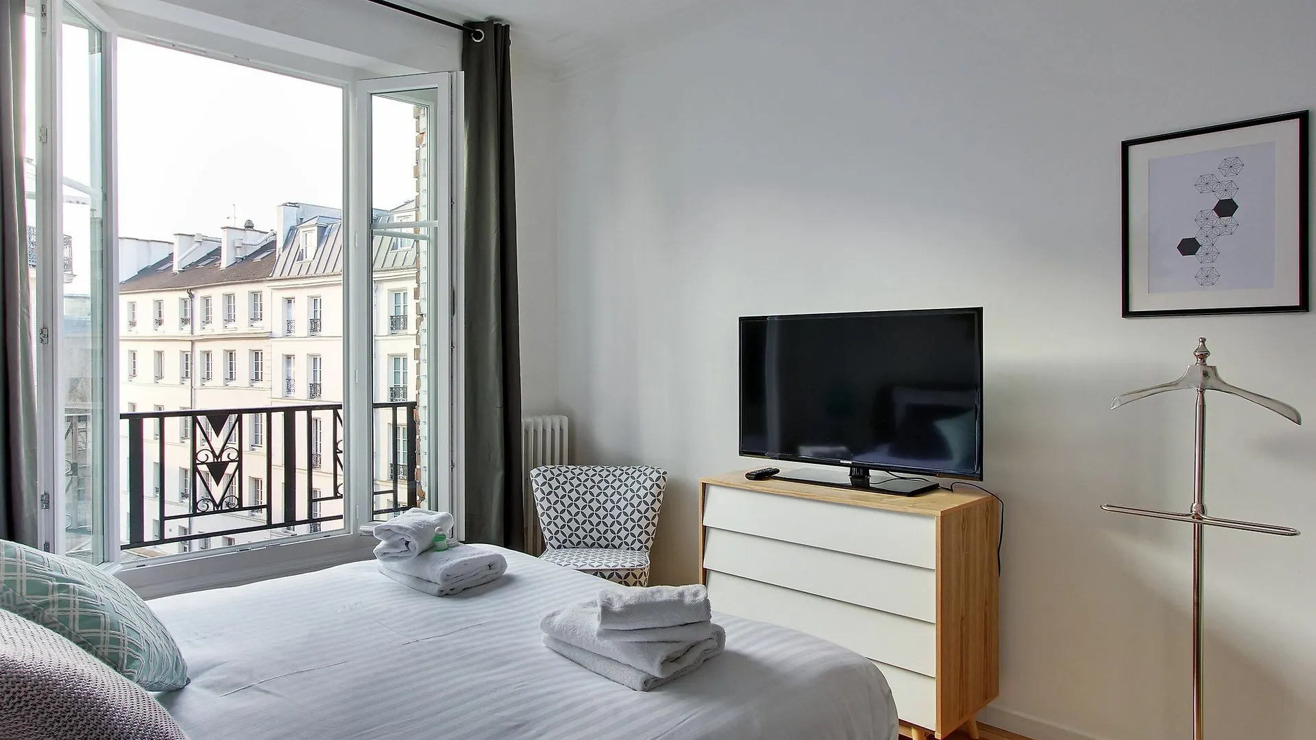 Pick A Flat - St-germain St-michel * Paris